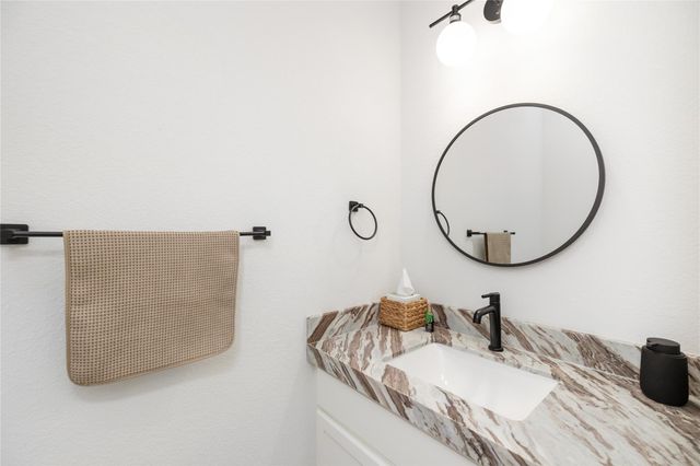 168 Capetown, Montgomery, TX 77356