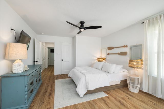 168 Capetown, Montgomery, TX 77356