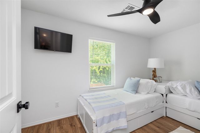 168 Capetown, Montgomery, TX 77356