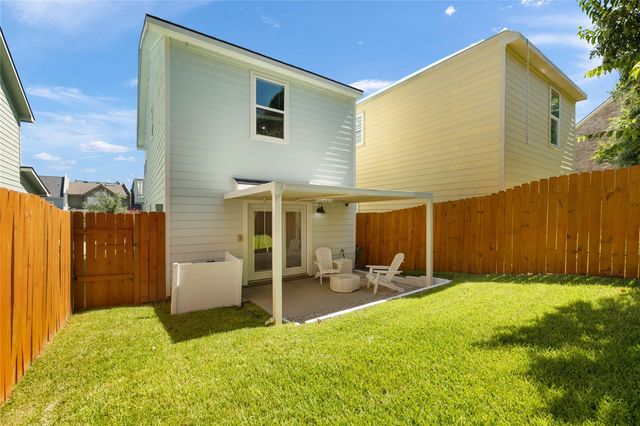 168 Capetown, Montgomery, TX 77356