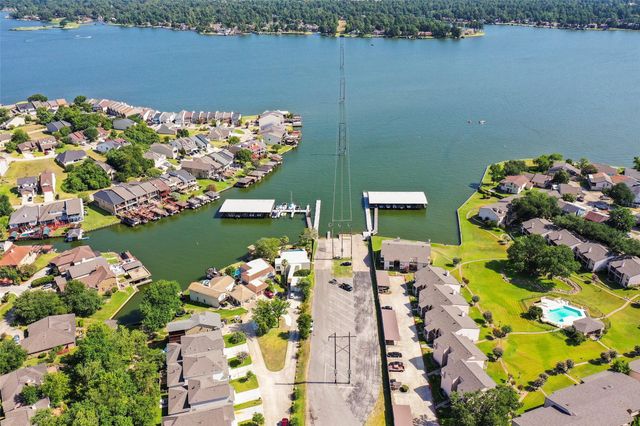 168 Capetown, Montgomery, TX 77356