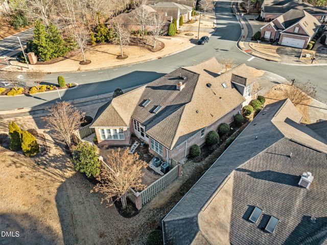 2 Calwell Creek Drive, Chapel Hill, NC 27517