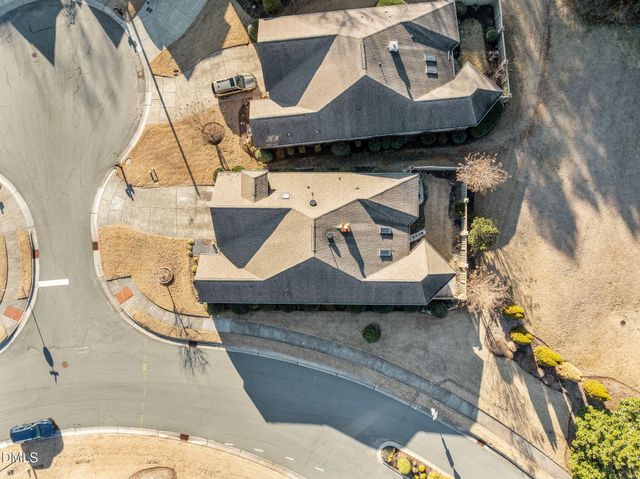 2 Calwell Creek Drive, Chapel Hill, NC 27517