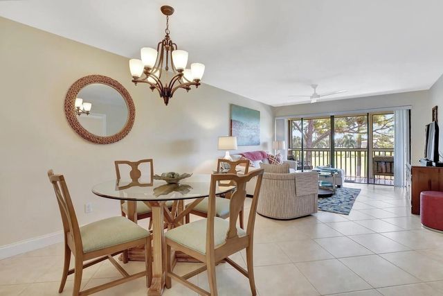 316 Brackenwood Circle 316, Palm Beach Gardens, FL 33418