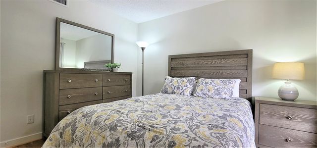 316 Brackenwood Circle 316, Palm Beach Gardens, FL 33418