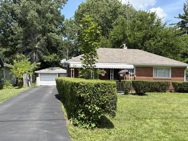 2387 Wildwood Circle Drive, Grand Blanc Twp, MI 48439