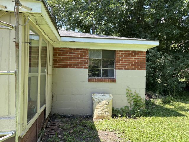 2387 Wildwood Circle Drive, Grand Blanc Twp, MI 48439
