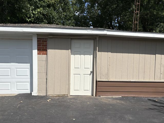 2387 Wildwood Circle Drive, Grand Blanc Twp, MI 48439