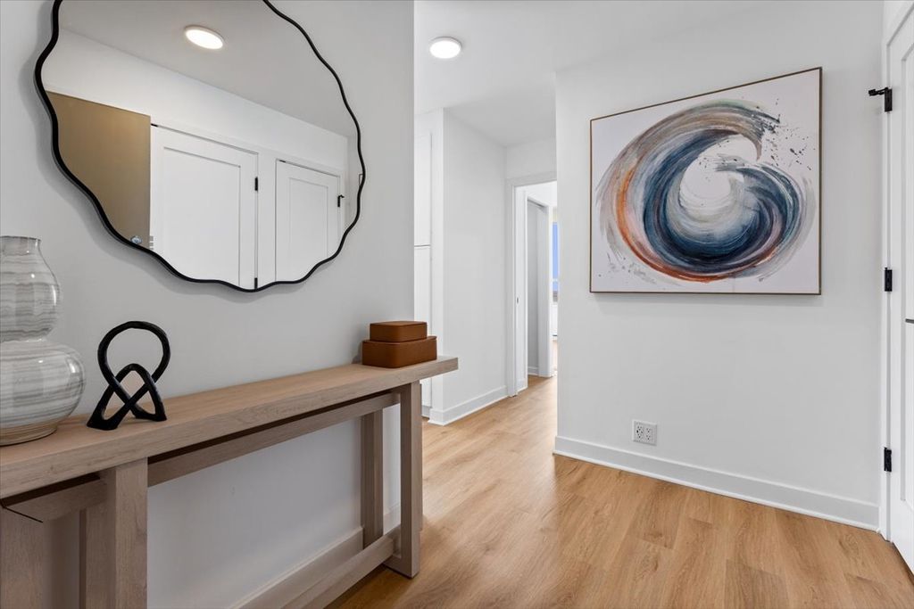 1355 N Sandburg Terrace 2801D, Chicago, IL 60610 — photo 4