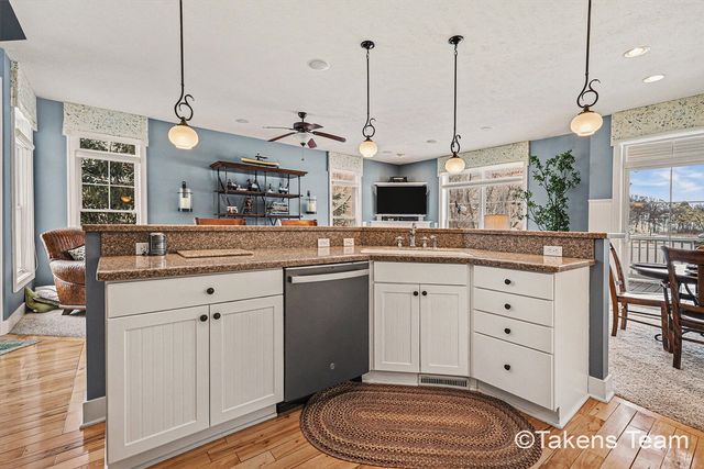 189 Mill Pond Drive 7, Middleville, MI 49333