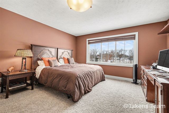 189 Mill Pond Drive 7, Middleville, MI 49333