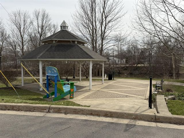 189 Mill Pond Drive 7, Middleville, MI 49333