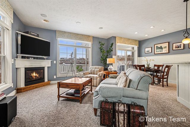 189 Mill Pond Drive 7, Middleville, MI 49333