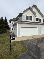 189 Mill Pond Drive 7, Middleville, MI 49333