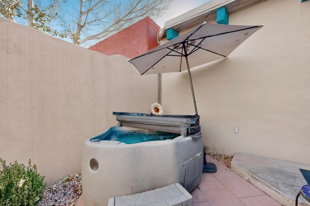 4106 Rio Grande Boulevard NW, Albuquerque, NM 87107