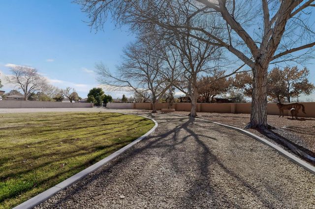 4106 Rio Grande Boulevard NW, Albuquerque, NM 87107