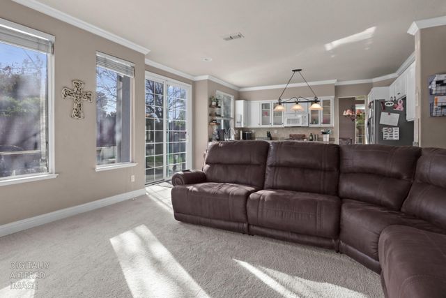 2540 Sequoia St, Lodi, CA 95242