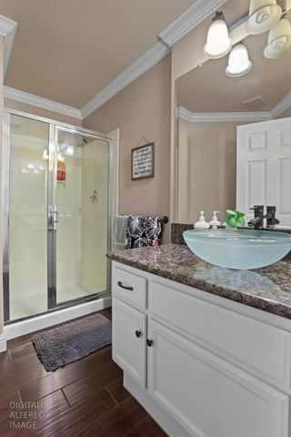 2540 Sequoia St, Lodi, CA 95242