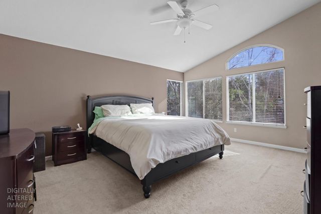 2540 Sequoia St, Lodi, CA 95242