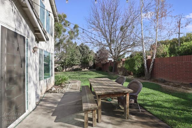 2540 Sequoia St, Lodi, CA 95242