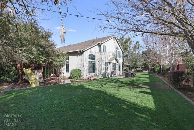 2540 Sequoia St, Lodi, CA 95242