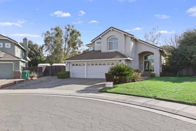 2540 Sequoia St, Lodi, CA 95242