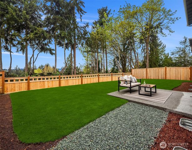 22214 98th Avenue W, Edmonds, WA 98020