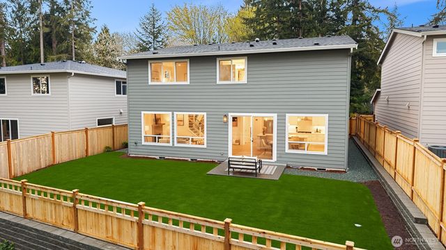 22214 98th Avenue W, Edmonds, WA 98020