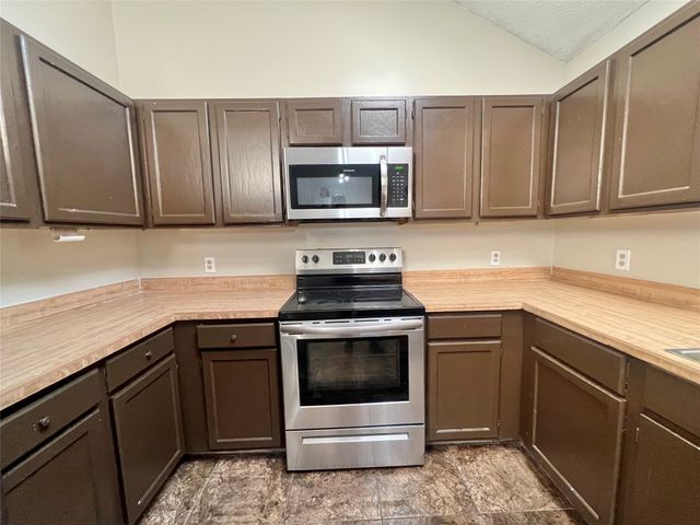 4244 Flamingo Way, Mesquite, TX 75150