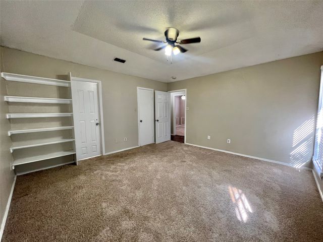 4244 Flamingo Way, Mesquite, TX 75150