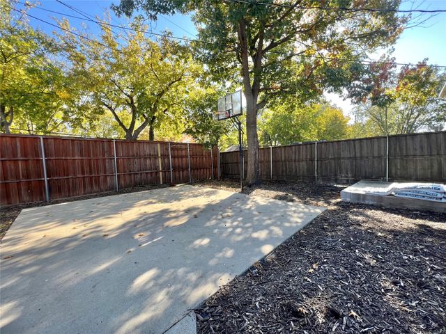 4244 Flamingo Way, Mesquite, TX 75150