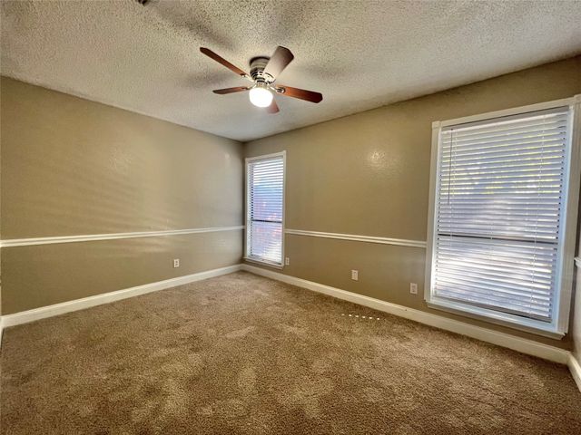 4244 Flamingo Way, Mesquite, TX 75150