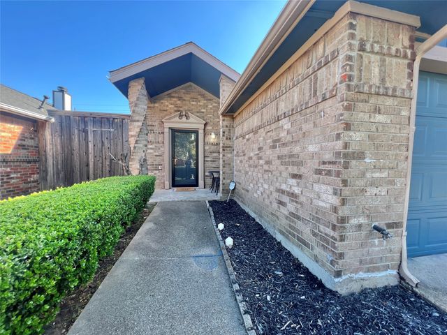 4244 Flamingo Way, Mesquite, TX 75150