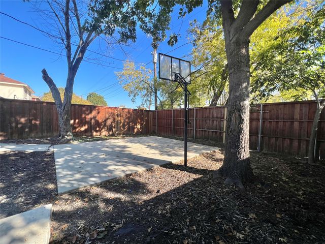4244 Flamingo Way, Mesquite, TX 75150