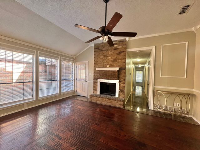 4244 Flamingo Way, Mesquite, TX 75150