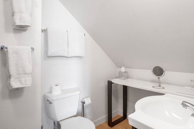 225 E MAIN ST, Rockville, UT 84763