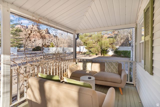 225 E MAIN ST, Rockville, UT 84763