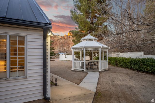 225 E MAIN ST, Rockville, UT 84763