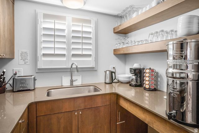 225 E MAIN ST, Rockville, UT 84763