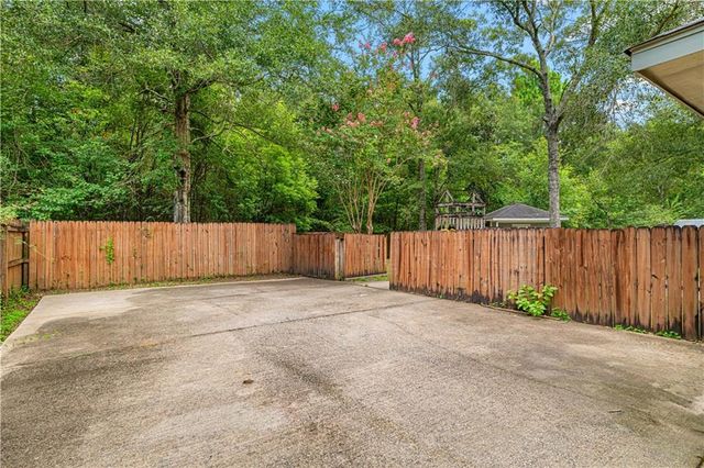 6332 Woodside Drive N, Theodore, AL 36582