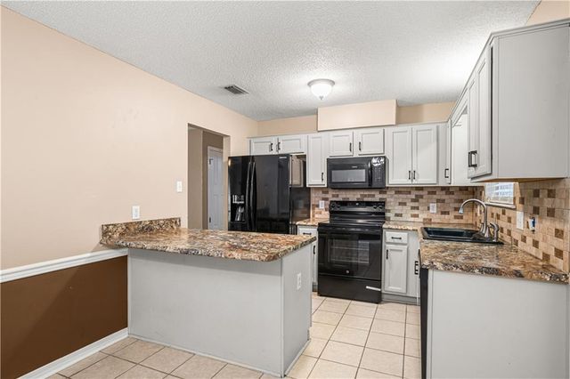 6332 Woodside Drive N, Theodore, AL 36582