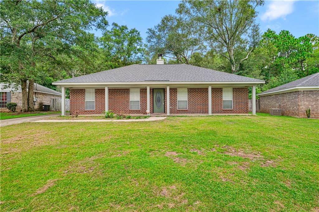 6332 Woodside Drive N, Theodore, AL 36582