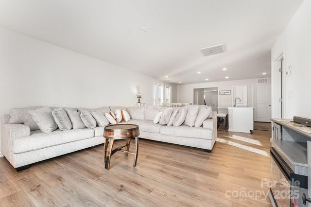 150 Mountain Bridge Way, Statesville, NC 28625