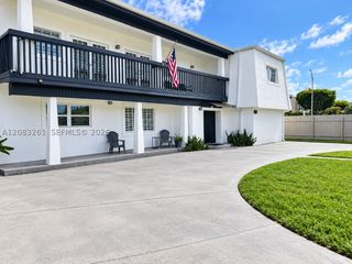 4120 NW 166th St, Miami Gardens, FL 33054