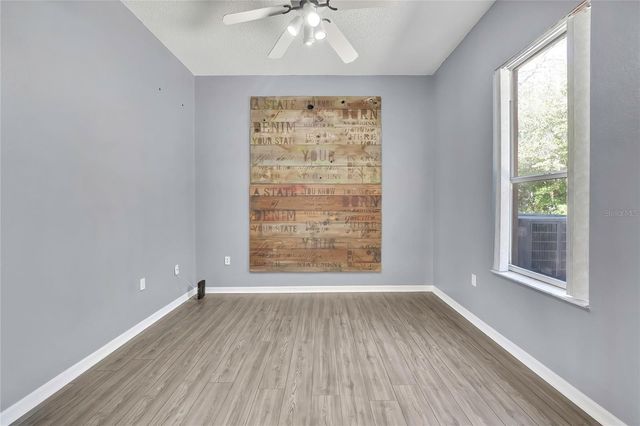 300 HAMPSHIRE AVENUE, Spring Hill, FL 34606