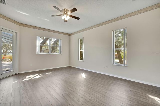 300 HAMPSHIRE AVENUE, Spring Hill, FL 34606