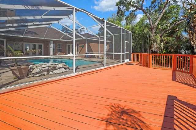 300 HAMPSHIRE AVENUE, Spring Hill, FL 34606