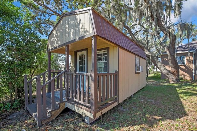 300 HAMPSHIRE AVENUE, Spring Hill, FL 34606