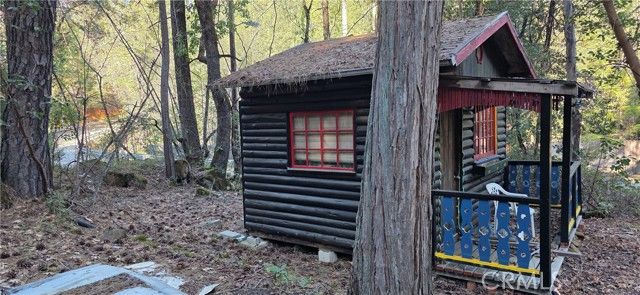 16478 New York House, Brownsville, CA 95919