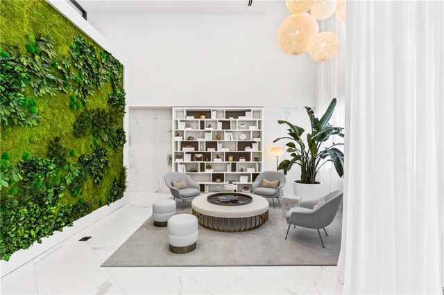 775 Juniper NE Street 107, Atlanta, GA 30308